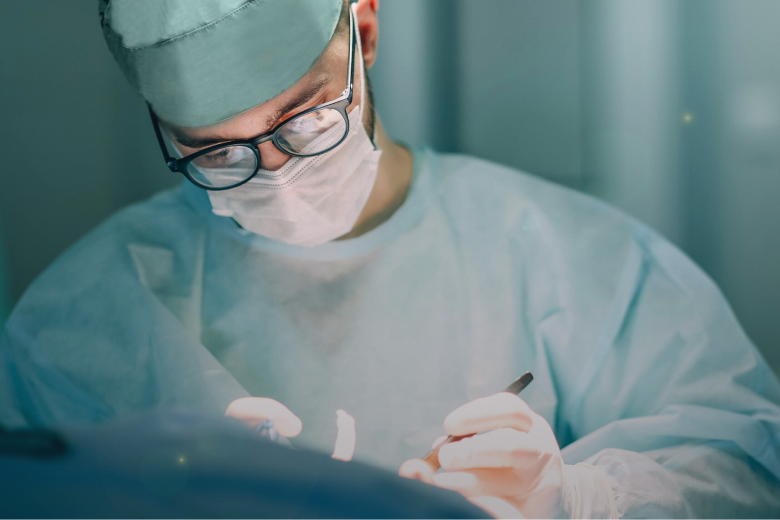 偏愛高溫熱湯、熱飲又偏好吃「這類食物」，具醫學研究：罹食道癌風險較一般人高